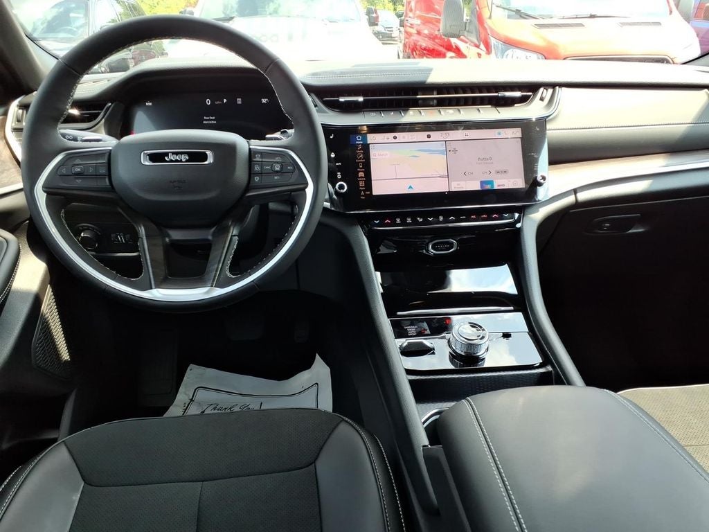 2026 Jeep Grand Cherokee GRAND CHEROKEE LAREDO ALTITUDE 4X4
