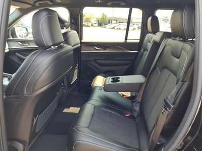 2026 Jeep Grand Cherokee GRAND CHEROKEE LAREDO ALTITUDE 4X4