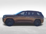 2027 Jeep Grand Cherokee GRAND CHEROKEE SUMMIT 4X4
