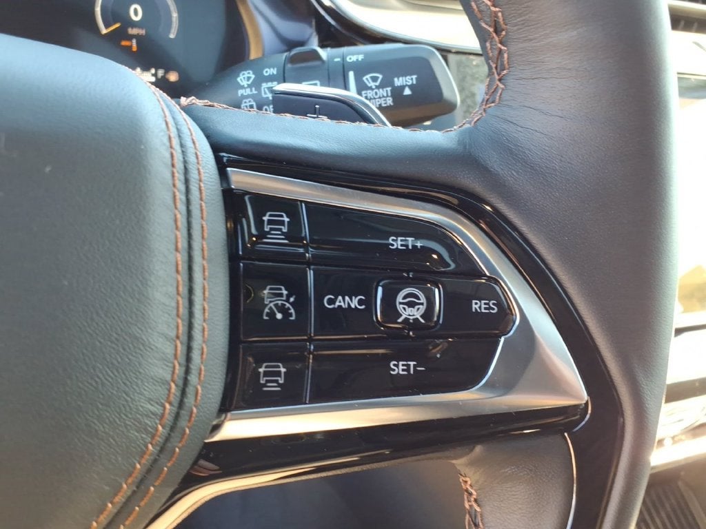 2027 Jeep Grand Cherokee GRAND CHEROKEE SUMMIT 4X4