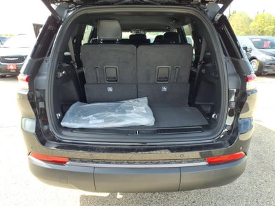 2026 Jeep Grand Cherokee GRAND CHEROKEE L LAREDO ALTITUDE 4X4
