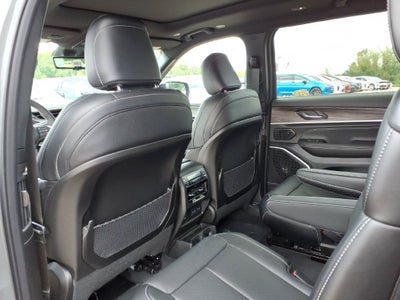 2027 Jeep Grand Cherokee GRAND CHEROKEE L LIMITED RESERVE 4X4
