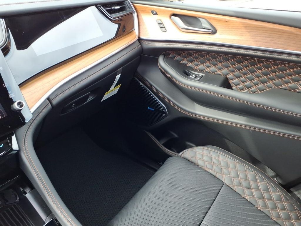2026 Jeep Grand Cherokee GRAND CHEROKEE L SUMMIT 4X4