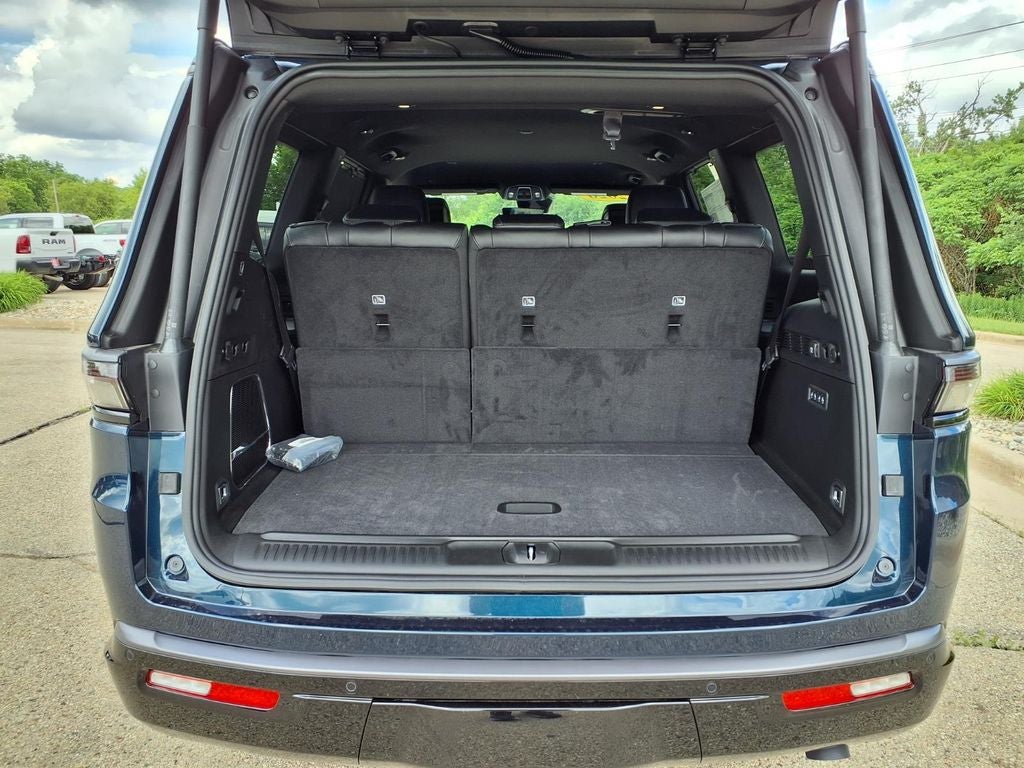 2026 Jeep Grand Wagoneer GRAND WAGONEER LIMITED ALTITUDE 4X4