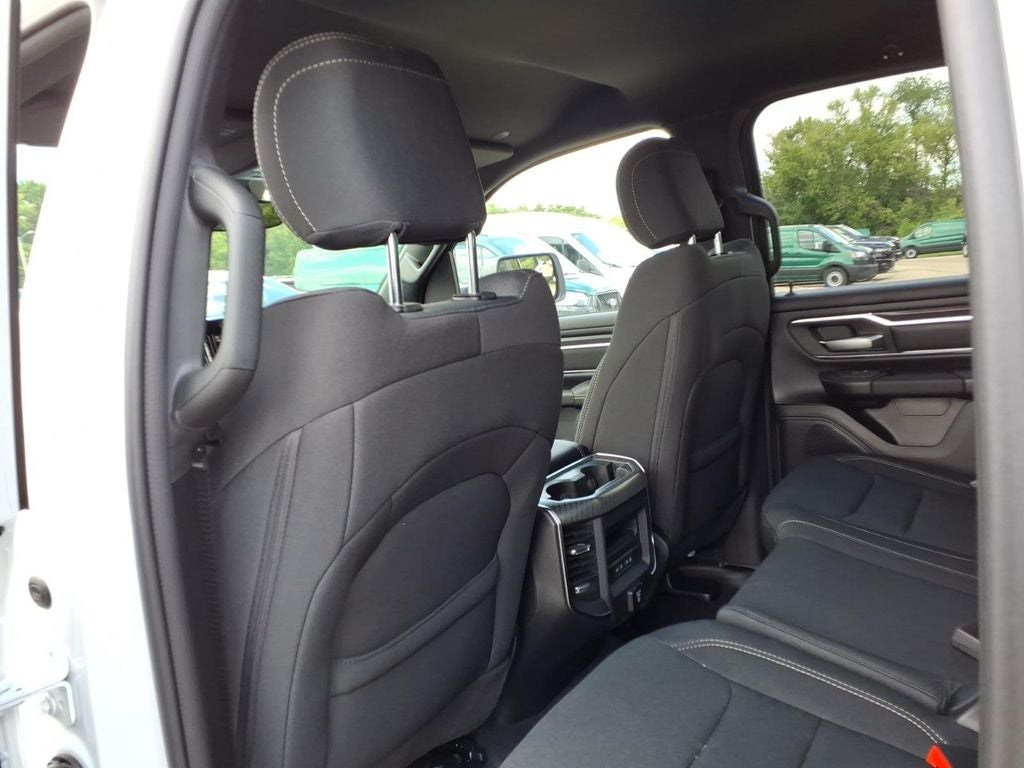 2026 RAM Ram 1500 RAM 1500 BIG HORN QUAD CAB 4X4 6'4' BOX