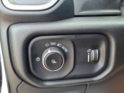 2026 RAM Ram 1500 RAM 1500 TRADESMAN CREW CAB 4X4 5'7' BOX