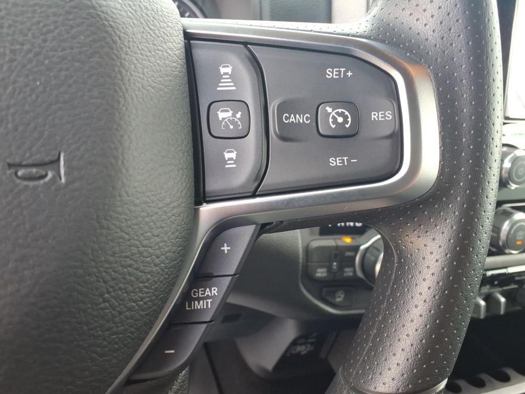 2026 RAM Ram 1500 RAM 1500 TRADESMAN CREW CAB 4X4 5'7' BOX