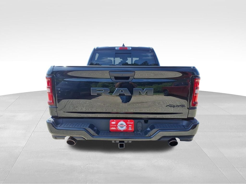 2026 RAM Ram 1500 RAM 1500 EXPRESS CREW CAB 4X4 5'7' BOX
