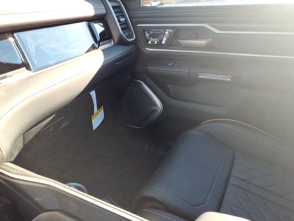 2027 RAM Ram 1500 RAM 1500 TUNGSTEN CREW CAB 4X4 5'7' BOX