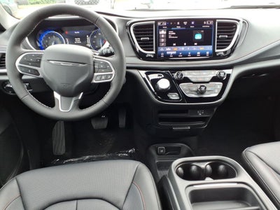 2027 Chrysler Pacifica PACIFICA SELECT