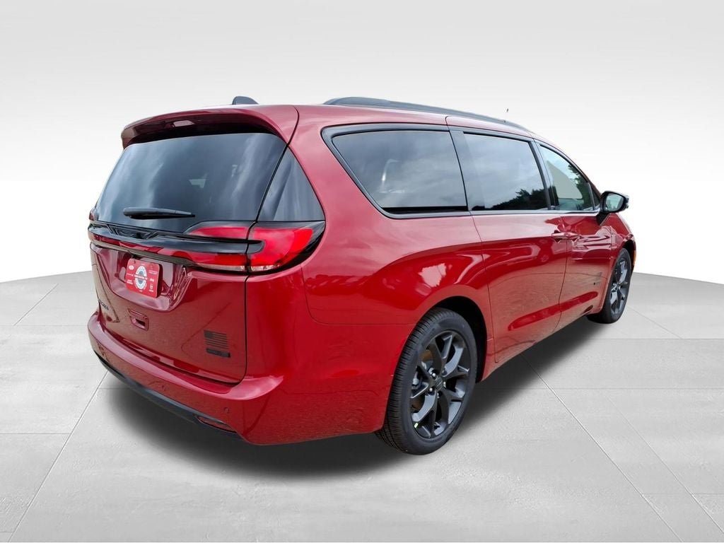 2027 Chrysler Pacifica PACIFICA SELECT