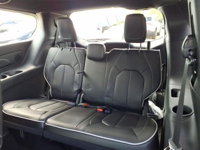 2027 Chrysler Pacifica PACIFICA LIMITED