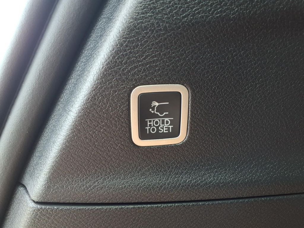 2027 Chrysler Pacifica PACIFICA LIMITED