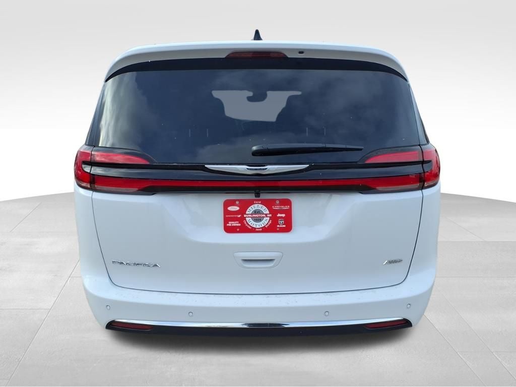 2026 Chrysler Pacifica PACIFICA SELECT AWD