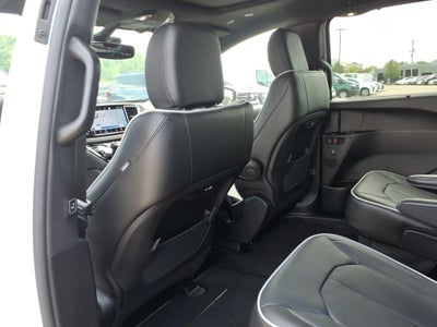 2027 Chrysler Pacifica PACIFICA LIMITED AWD