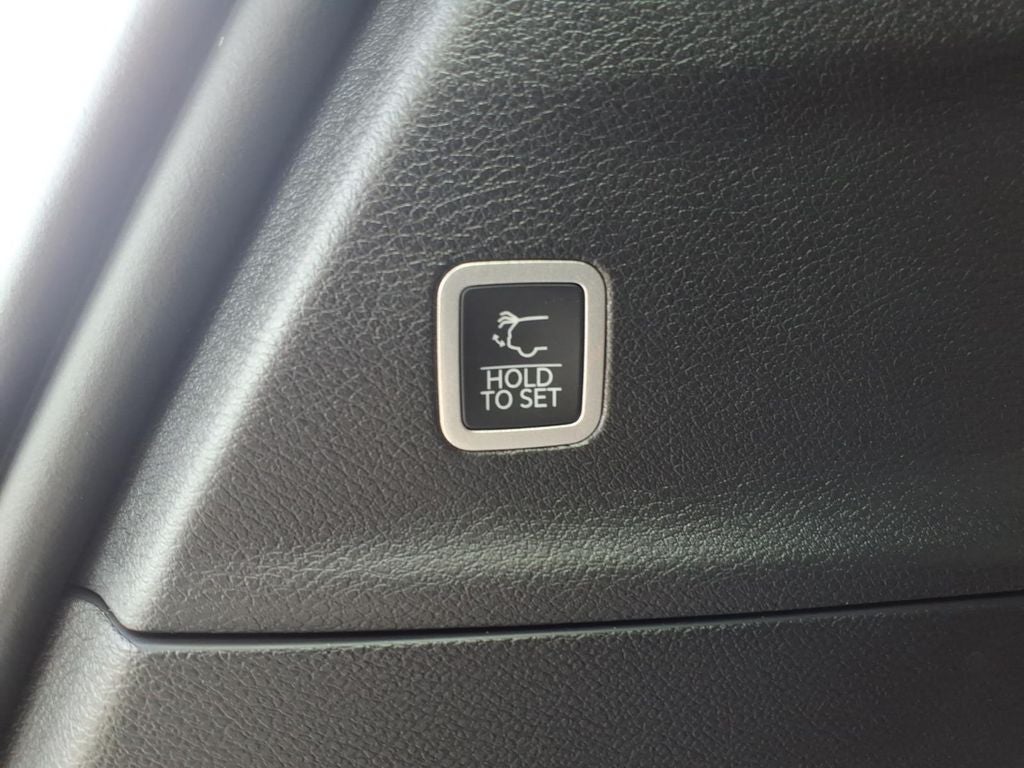 2027 Chrysler Pacifica PACIFICA LIMITED AWD