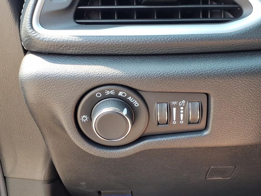 2027 Chrysler Pacifica PACIFICA LIMITED AWD