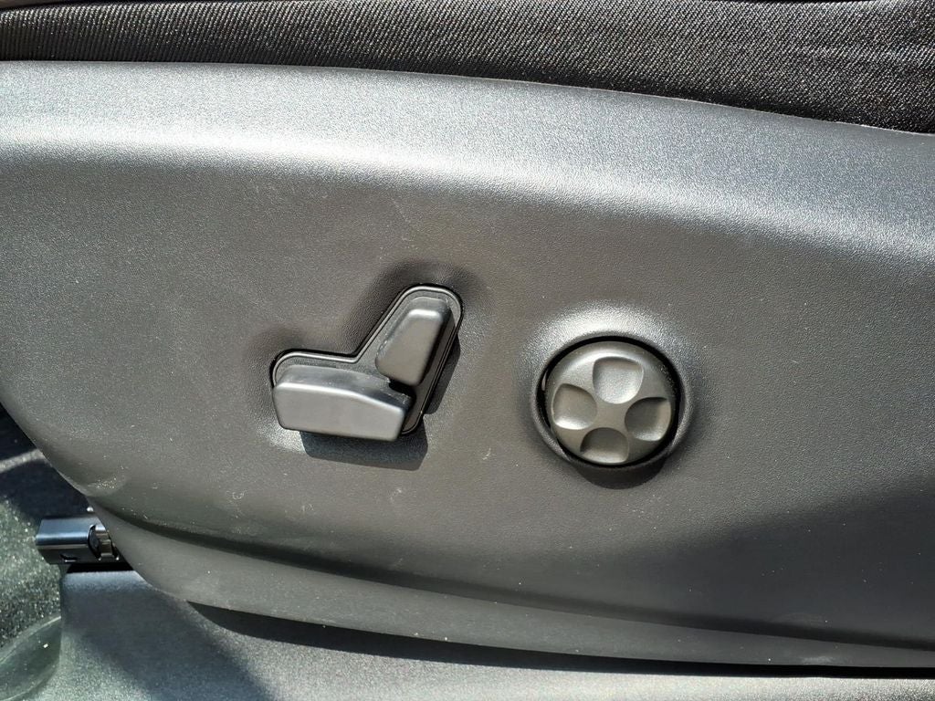 2027 Chrysler Pacifica PACIFICA LIMITED AWD