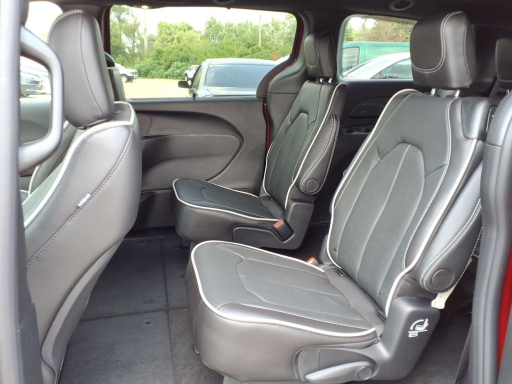 2027 Chrysler Pacifica PACIFICA LIMITED AWD
