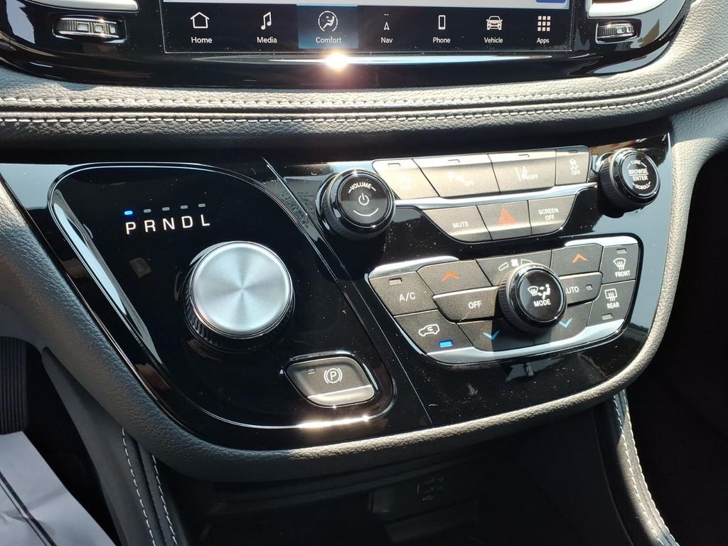 2027 Chrysler Pacifica PACIFICA LIMITED AWD
