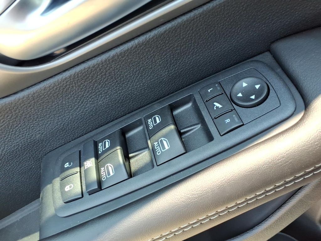 2027 Chrysler Pacifica PACIFICA LIMITED AWD