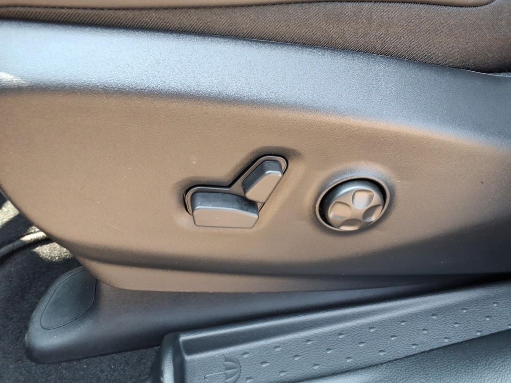 2027 Chrysler Pacifica PACIFICA LIMITED AWD