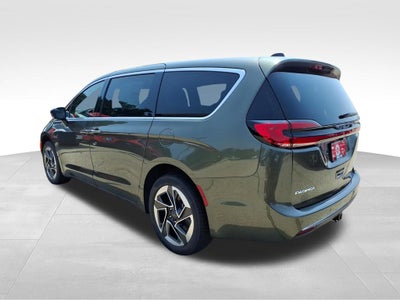 2027 Chrysler Pacifica PACIFICA LIMITED AWD