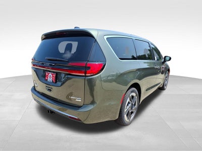2027 Chrysler Pacifica PACIFICA LIMITED AWD