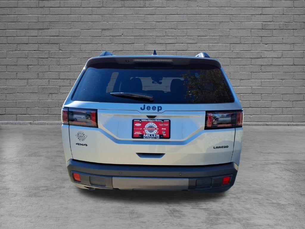 2026 Jeep Cherokee CHEROKEE LAREDO 4X4