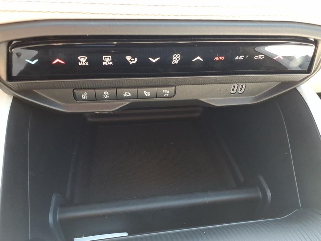 2026 Jeep Cherokee CHEROKEE OVERLAND 4X4