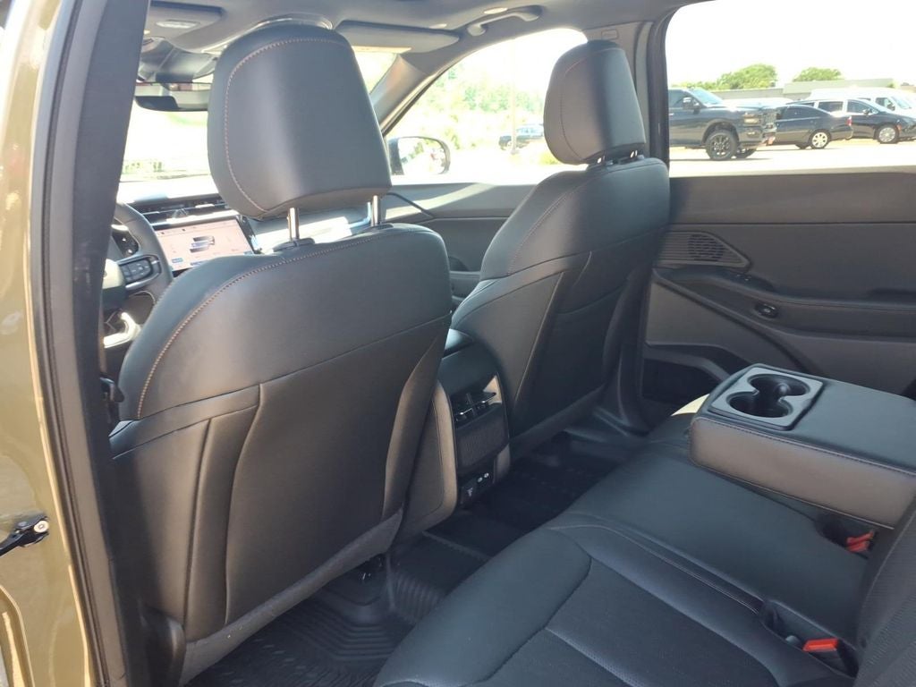 2026 Jeep Cherokee CHEROKEE OVERLAND 4X4
