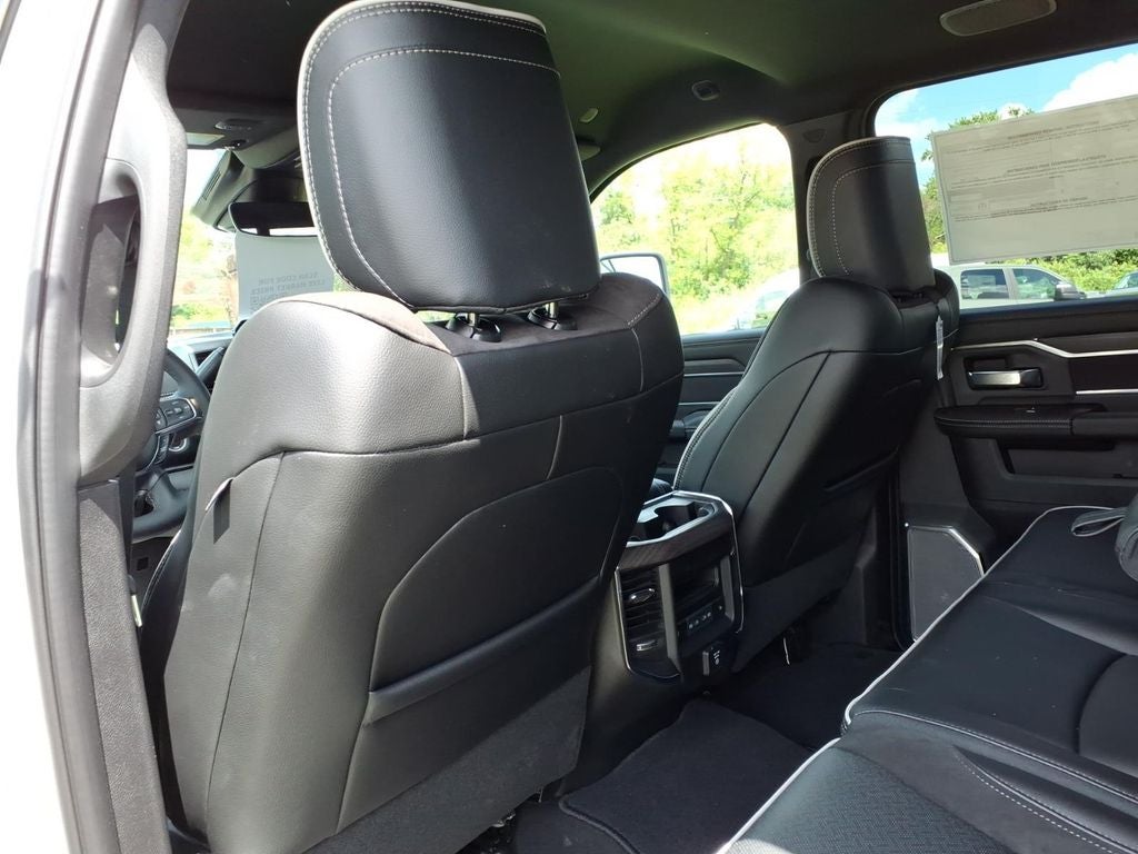 2026 RAM Ram 3500 RAM 3500 LARAMIE MEGA CAB 4X4 6'4' BOX