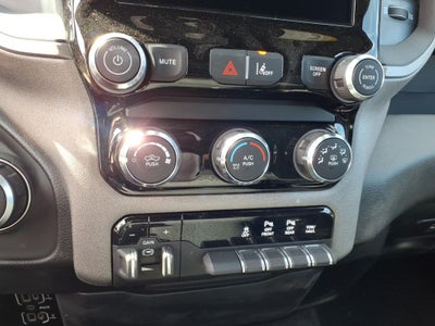 2026 RAM Ram 1500 RAM 1500 TRADESMAN CREW CAB 4X4 5'7' BOX