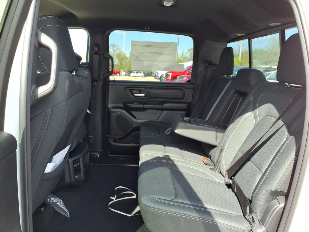 2026 RAM Ram 1500 RAM 1500 TRADESMAN CREW CAB 4X4 5'7' BOX
