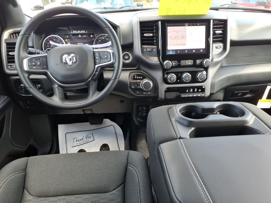 2026 RAM Ram 1500 RAM 1500 TRADESMAN CREW CAB 4X4 5'7' BOX