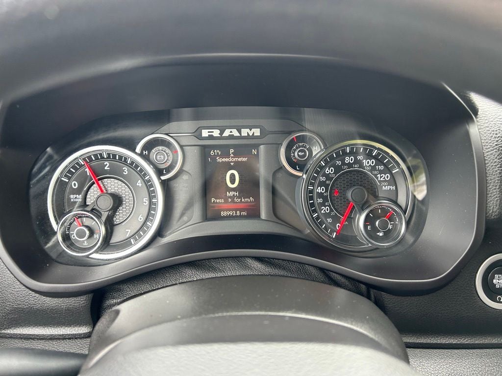2022 RAM 2500 Tradesman Crew Cab 4x4 6'4' Box
