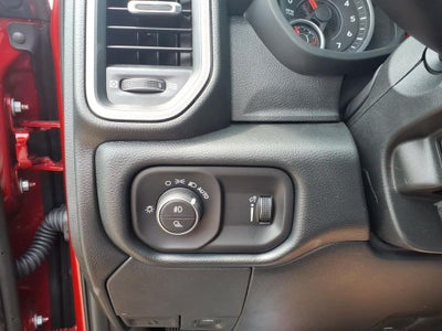 2026 RAM Ram 2500 RAM 2500 BLACK EXPRESS CREW CAB 4X4 6'4' BOX
