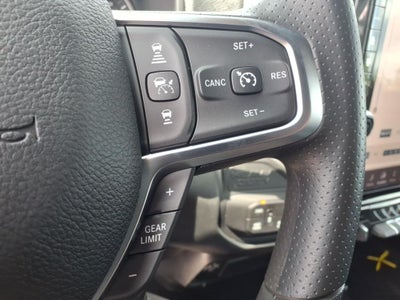 2026 RAM Ram 2500 RAM 2500 BLACK EXPRESS CREW CAB 4X4 6'4' BOX