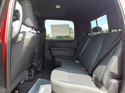 2026 RAM Ram 2500 RAM 2500 BLACK EXPRESS CREW CAB 4X4 6'4' BOX