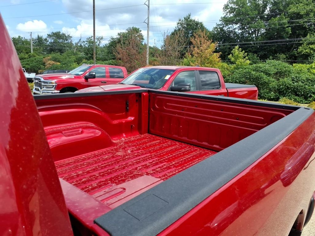 2026 RAM Ram 2500 RAM 2500 BLACK EXPRESS CREW CAB 4X4 6'4' BOX