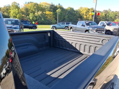 2027 RAM Ram 2500 RAM 2500 BLACK EXPRESS CREW CAB 4X4 6'4' BOX