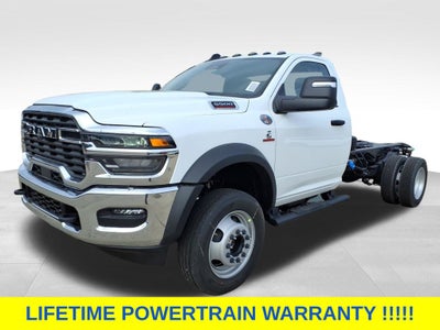 2026 RAM 5500 Chassis RAM 5500 TRADESMAN CHASSIS REGULAR CAB 4X4 84' CA