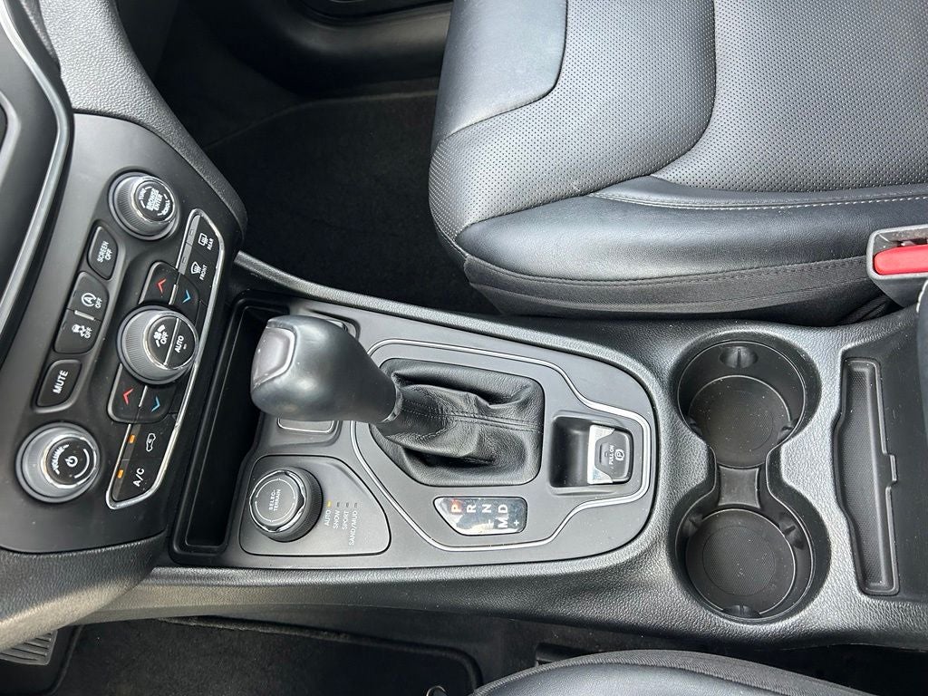 2022 Jeep Cherokee Latitude Lux