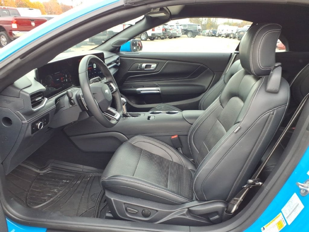 2025 Ford Mustang GT Premium