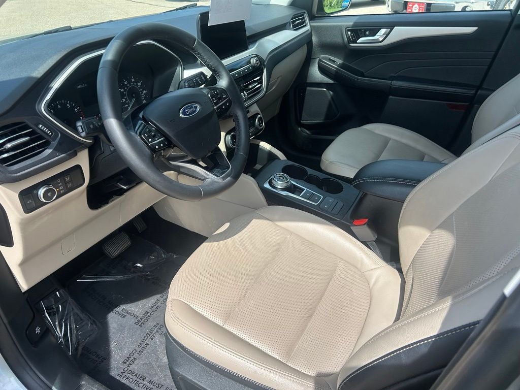 2022 Ford Escape SEL