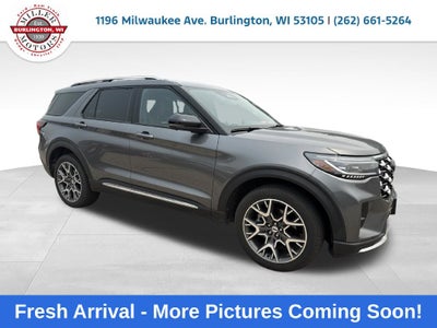 2025 Ford Explorer Platinum