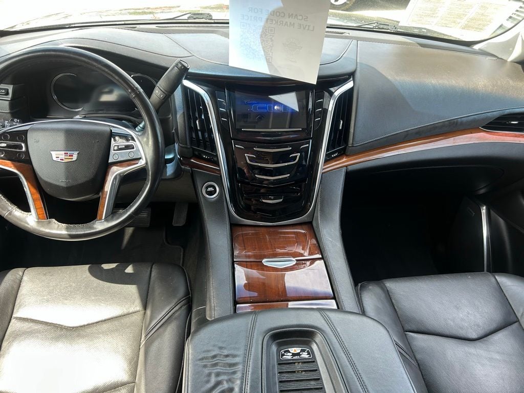 2018 Cadillac Escalade ESV Luxury