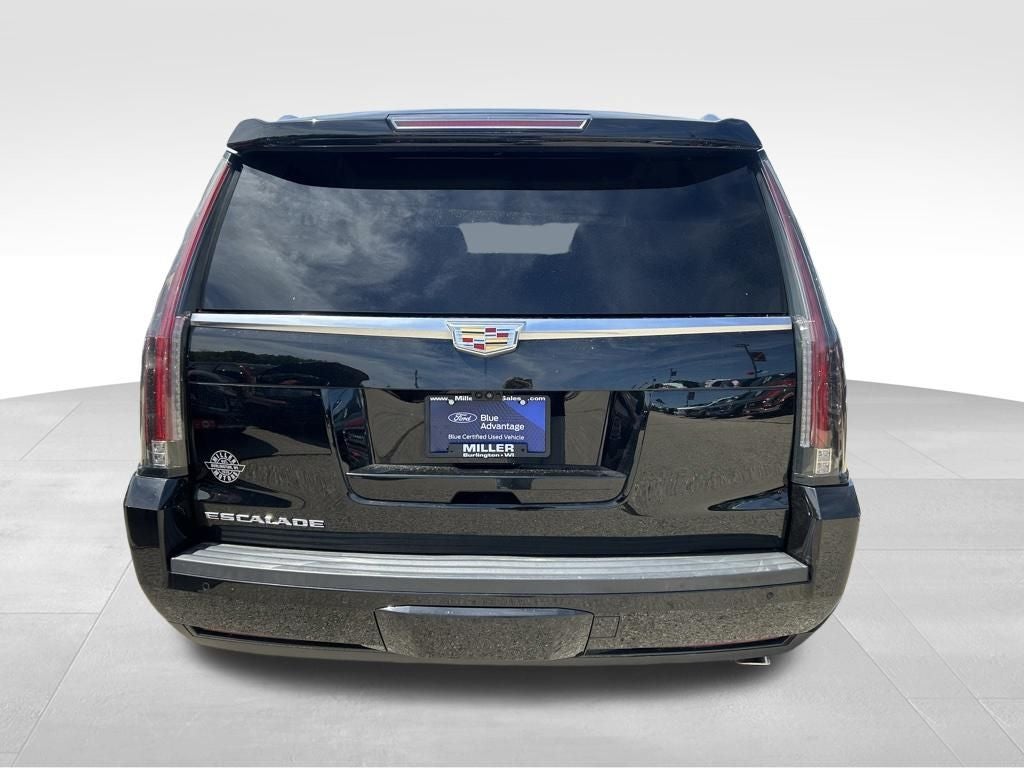 2018 Cadillac Escalade ESV Luxury