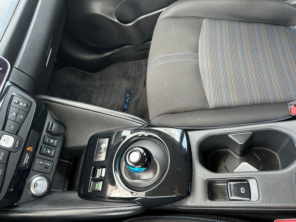 2024 Nissan Leaf SV Plus