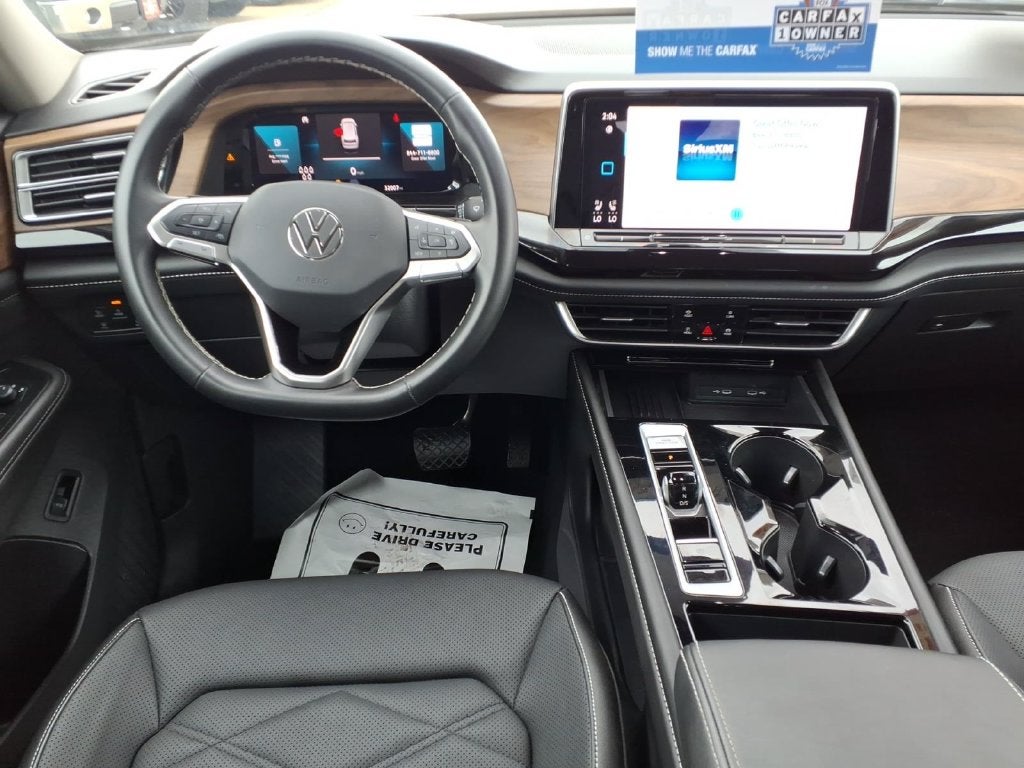 2025 Volkswagen Atlas 2.0T SE w/Technology